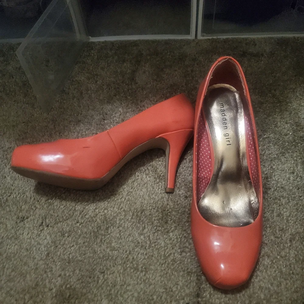Madden Girl Women's Coral Pumps/Heels Sz 9